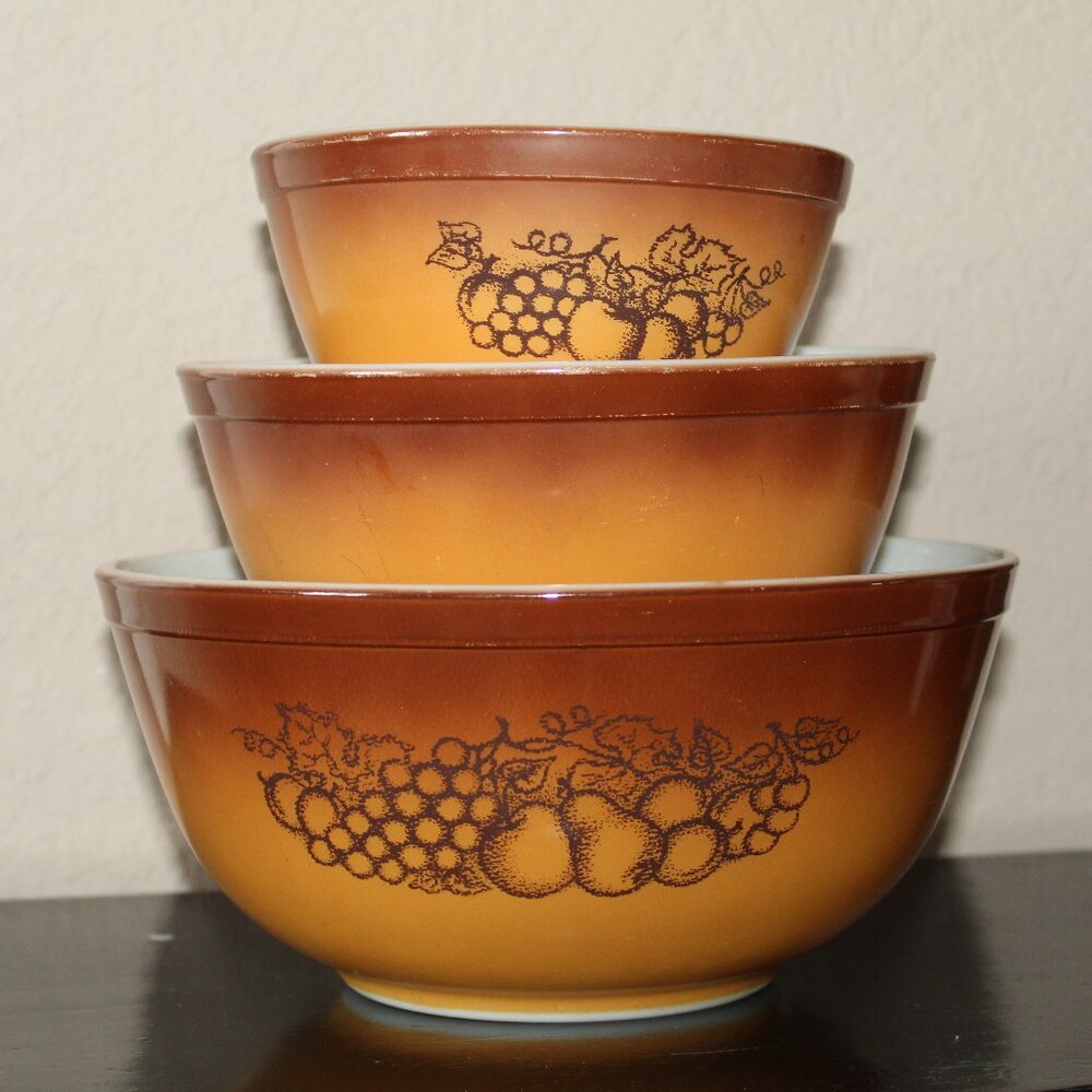 Vintage Pyrex Old Orchard 3 Piece Nesting Mixing Bowl Set 401, 402 & 403